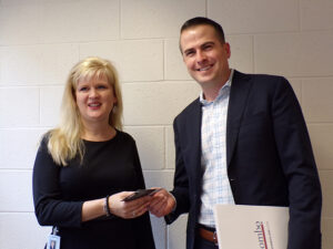 PHS teacher wins appreciation award, money for classroom
